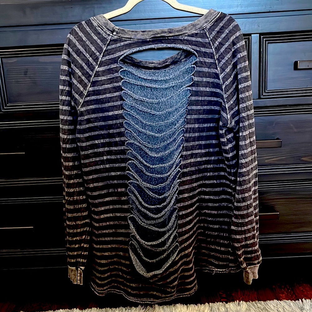 T Party womens vintage sweatshirt. Size small. Black and gray striped